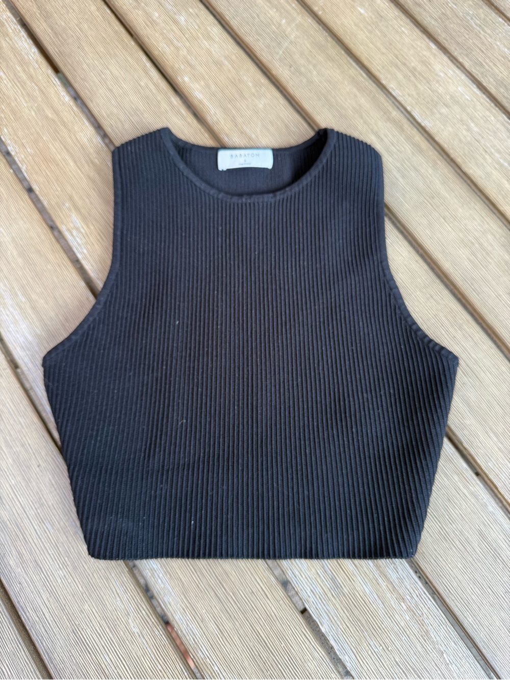 Babaton by Aritzia Black Ribbed High Neck Cropped Tank Top Size Small